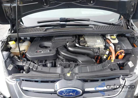 2017 Ford C-Max Energi Titanium from USA, damaged, VIN 1FADP5FU4HL101336